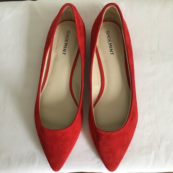 Shoe Mint Red Suede Flats Size 8 - Picture 1 of 8